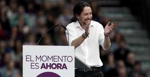 Pablo Iglesias, durante el mitin de Podemos en Valencia, este domingo. EFE