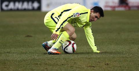 Messi, durante el partido de Copa ante el Atlético. REUTERS/Juan Medina