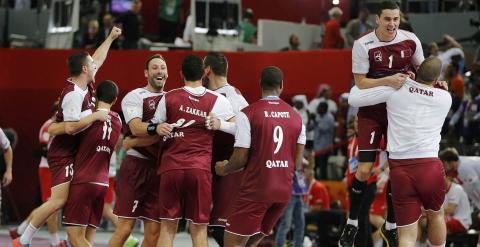 Los jugadores de Qatar celebra su pase a la final. REUTERS/AK BijuRaj