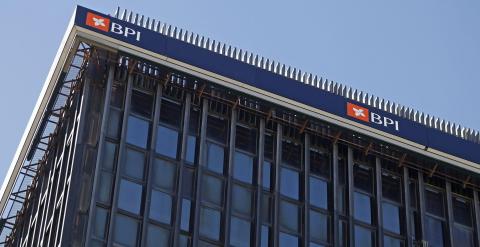 Detalle de la sede del banco BPI en Lisboa. REUTERS/Hugo Correia