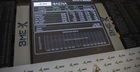 El panel de la Bolsa de Madrid el día del comienzo de la cotización en el mercado de Aena. REUTERS