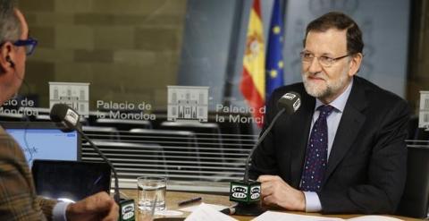 Mariano Rajoy, durante la entrevista de este lunes. EFE
