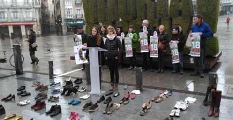Evento en Vitoria-Gasteiz, para conseguir los 6000 zapatos, promovido por la artista Irantzu Lekue./ Vía Twitter @Ira_Lekue