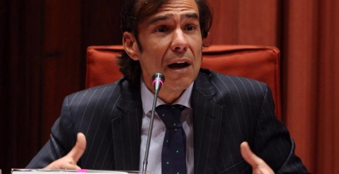 El exdirector de la desaparecida agencia de detectives Método 3 Francisco Marco, durante su comparecencia hoy en la comisión de investigación del Parlament creada raíz del caso Pujol. EFE