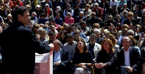 El secretario general del PSOE, Pedro Sánchez, durante su intervención en un acto por la Igualdad organizado hoy por el PSM en la localidad madrileña de Alcorcón. EFE/Sergio Barrenechea