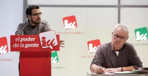 El candidato de IU a la Presidencia del Gobierno, Alberto Garzón, junto al coordinador federal de IU Cayo Lara.- EFE