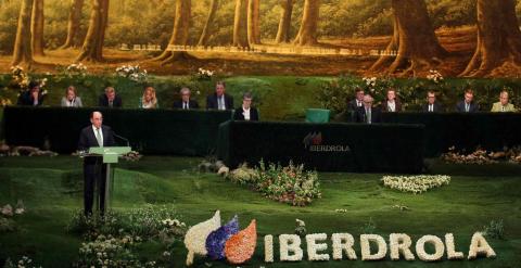 El presidente de Iberdrola, Ignacio Sánchez Galán, interviene en la última junta de accionistas de la eléctrica. EFE