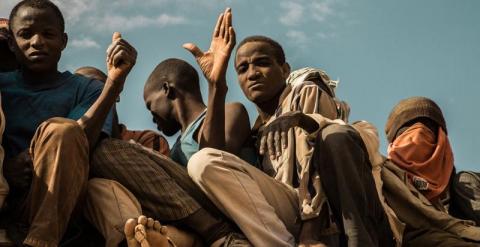 Migrantes en Agadez (Níger), donde confluyen varias rutas hacia Europa.