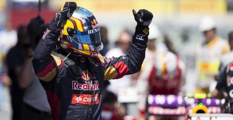 El piloto español de Toro Rosso Carlos Sáinz Jr. tras los entrenamientos oficiales del GP de España. /EFE
