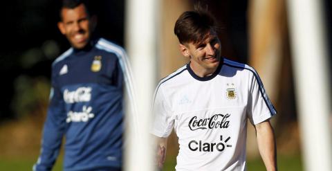 Messi en un entrenamiento con Argentina en su concentración en Chile. /REUTERS