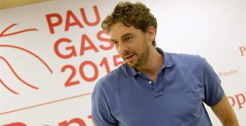 El jugador de baloncesto español de los Chicago Bulls Pau Gasol en un acto este miércoles en Madrid con el Banco Popular. /EFE