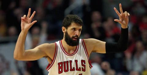 Mirotic, en un partido con los Bulls esta temporada. AFP