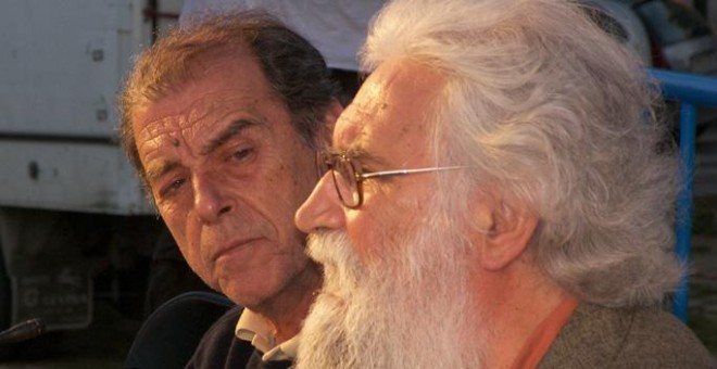 Enrique de Castro, con el teólogo de la liberación brasileño Leonardo Boff.