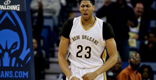 Anthony Davis, durante un partido con Nueva Orleans. REUTERS