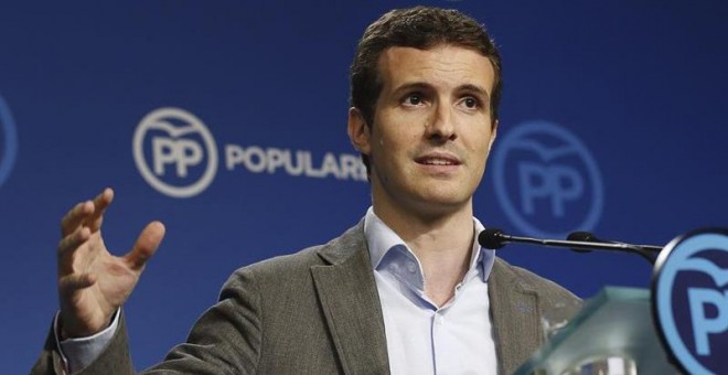 El vicesecretario de Comunicación del PP, Pablo Casado, durante la rueda de prensa que ofreció hoy en Madrid tras la reunión del Comité de Dirección del partido. EFE/Paco Campos