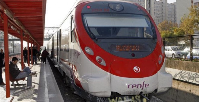 Un tren de cercanías de Renfe./ EFE