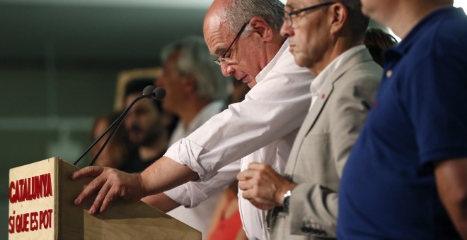El candidato de Catalunya Sí que es Pot, Lluís Rabell, durante la rueda de prensa que ha ofrecido para valorar los resultados obtenidos en las elecciones catalanas. EFE/Alejandro