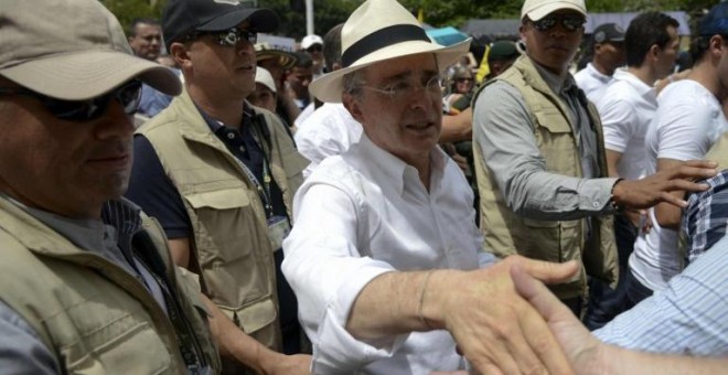 Álvaro Uribe durante una manifestación en Cali el pasado mes de agosto. - AFP