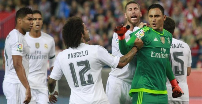 Keylor Navas celebra el penalti parado el domingo contra el Atlético. /EFE