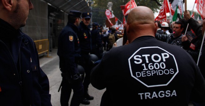 Trabajadores de la empresa pública Tragsa durante una manifestación en Madrid contra el ERE.-JAIRO VARGAS