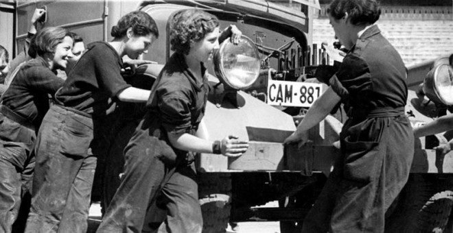 Mujeres conductoras. Foto de la CNT