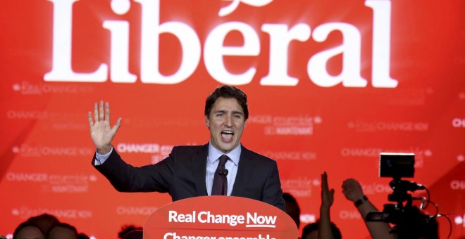 El líder del Partido Liberal Justin Trudeau da su discurso de la victoria después de la elección federal de Canadá en Montreal.- REUTERS.