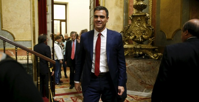 El secretario general del PSOE, Pedro Sánchez, en el hemiciclo del Congreso de los Diputados tras la sesión de control al Gobierno. REUTERS/Andrea Comas