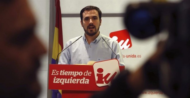 El candidato de IU a la Presidencia del Gobierno, Alberto Garzón, durante la rueda de prensa.- EFE/J.J.Guillén