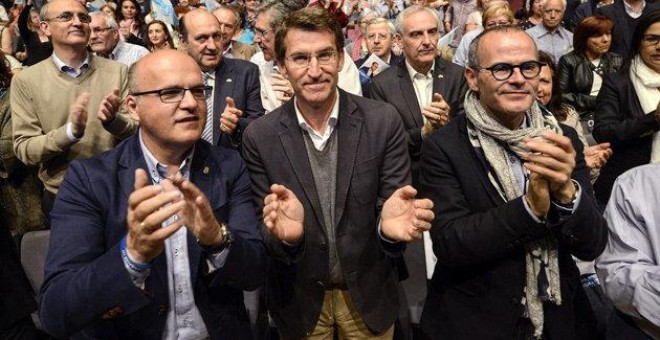 Manuel Baltar, Alberto Núñez Feijóo y Jesús Vázquez, en un acto electoral./ EFE