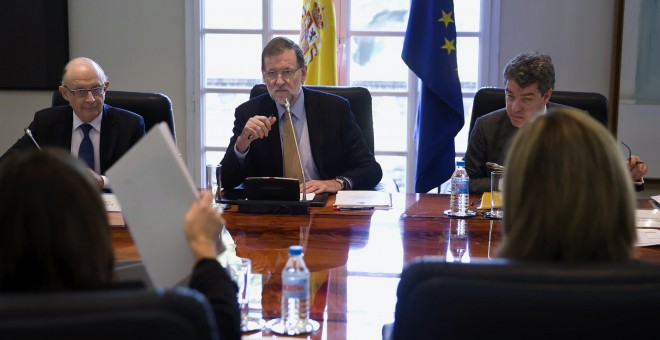 El presidente del Gobierno, Mariano Rajoy, durante la reunión de la comisión delegada de Asuntos Económicos.- EFE