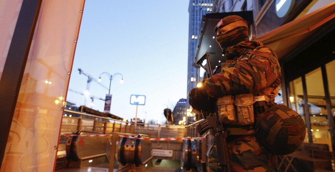 Las fuerzas de seguridad de este país siguen sin encontrar al principal sospechoso de los atentados de París, Salah Abdeslam.- EFE