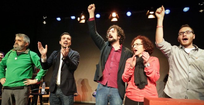 Alberto Garzón en Gamonal, Burgos, durante un acto de campaña.- JOSÉ CAMÓ/IU