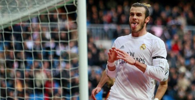 Gareth Bale celebra su tercer gol ante el Rayo Vallecano. EFE/VICTOR LERENA