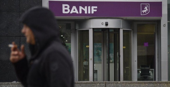 Sucursal en Lisboa del banco portugués Banif, comprado por el Santander. / AFP