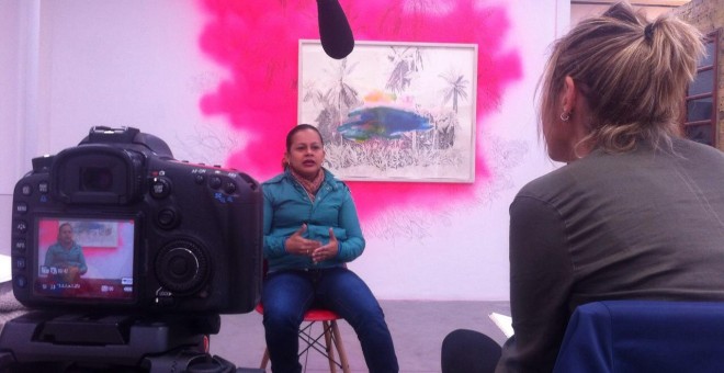 Mayerlis Angarita, durante el rodaje del documental 'Mujeres al frente, la ley de los más fuertes'.
