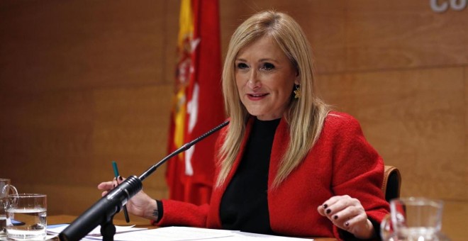 Cifuentes reducirá diputados, establecerá listas abiertas y eliminará el aforamiento./EUROPA PRESS