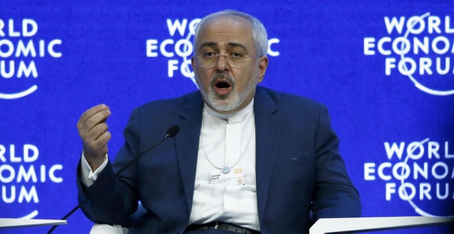 El ministro iraní de Asuntos Exteriores, Javad Zarif, participa en el Foro Económico Mundial de Davos (Suiza). REUTERS/Ruben Sprich