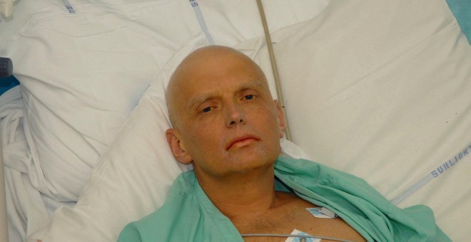 El agente secreto Litvinenko, en el hospital. REUTERS/Natasja Weitsz