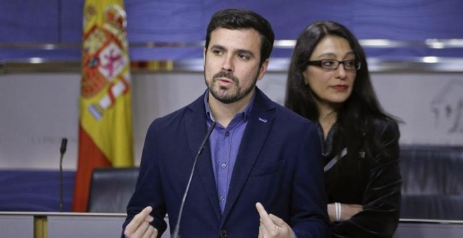 Los diputados de UP-IU, Alberto Garzón y Sol Sánchez. - EFE