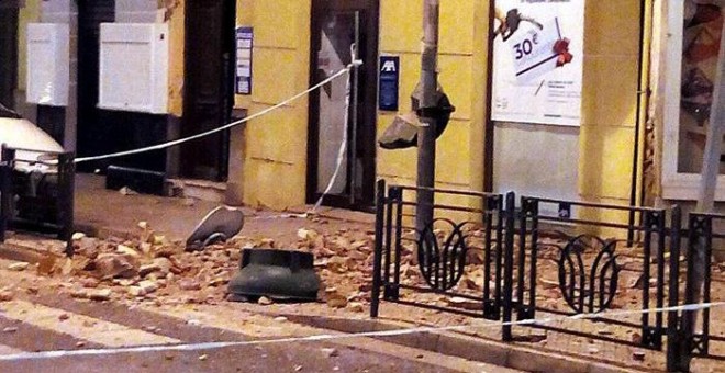 Aspecto de un inmueble de Melilla afectado por el terremoto
