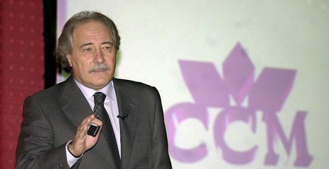 El expresidente de Caja Castilla-La Mancha, Juan Pedro Hernández Moltó, en el banquillo por falsear las cuentas de la entidad ./EFE