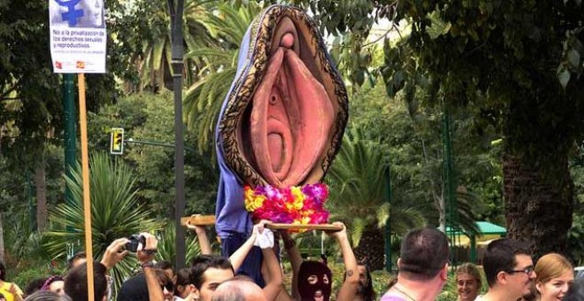 Imagen de la 'Procesión del santísimo coño insumiso'