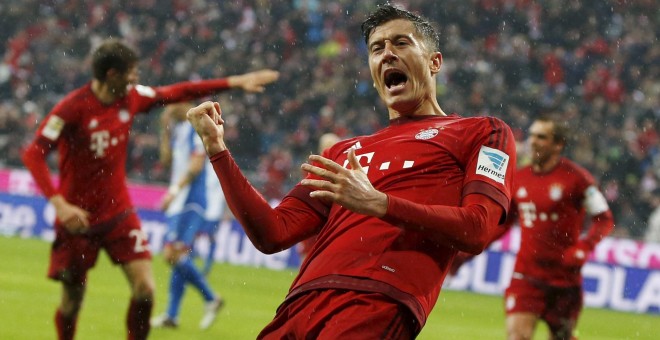 Lewandowski, delantero del Bayern, celebra un gol contra el Hoffenheim. /REUTERS