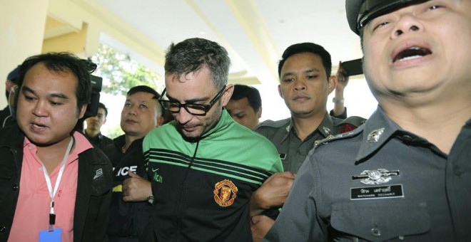 El principal sospechoso, el español Artur Segarra, detenido por la policía tailandesa. EFE