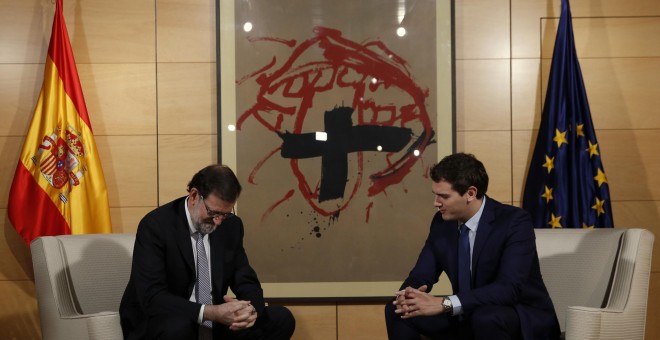 Mariano Rajoy y Albert Rivera.- REUTERS