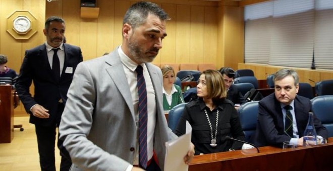 El empresario Alejandro de Pedro, imputado en el caso Púnica, comparece hoy en la comisión de corrupción de la Asamblea de Madrid, un día después de que se produjeran nuevos registros en la sede del PP madrileño. EFE/Javier Lizón