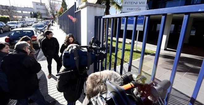 Sede de Vitaldent en Las Rozas. La Asociación Española de Franquiciadores (AEF) ha decidido hoy suspender cautelarmente como asociada a las clínicas dentales Vitaldent por supuestamente vulnerar el código deontológico de las franquicias que obliga a una g