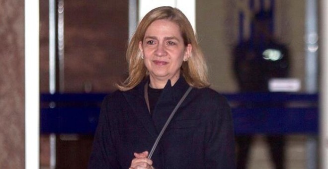 La infanta Cristina, sale de la Escuela Balear de la Administración Pública, donde se celebra el juicio por el caso Nóos. EFE/Cati Cladera