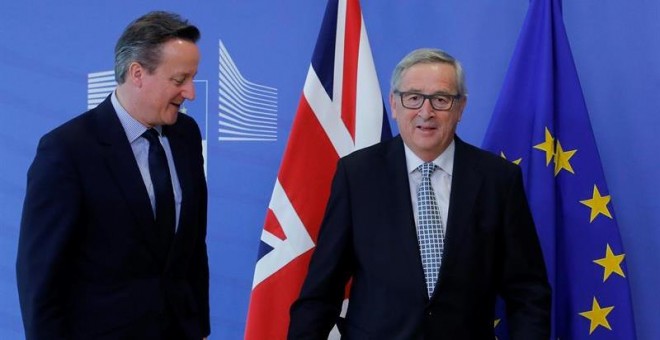 El primer ministro británico, David Cameron, y el presidente de la Comisión Europea, Jean-Claude Juncker. - EFE