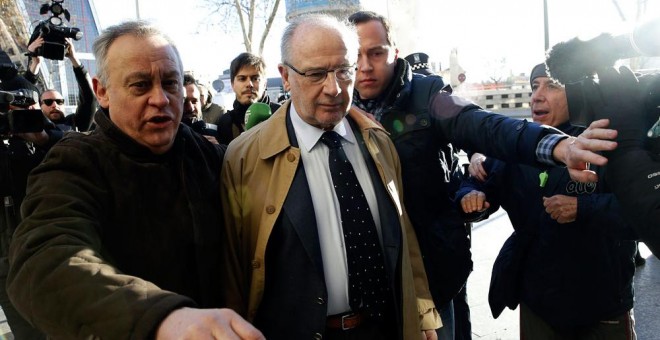 El expresidente de Bankia, Rodrigo Rato, a su llegada a los juzgados. EFE